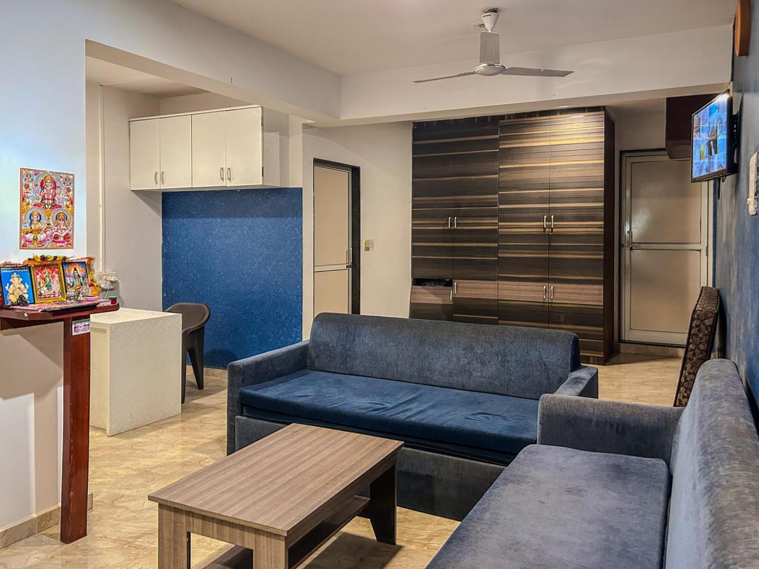 Отель La Costa Residency Анжуна Экстерьер фото